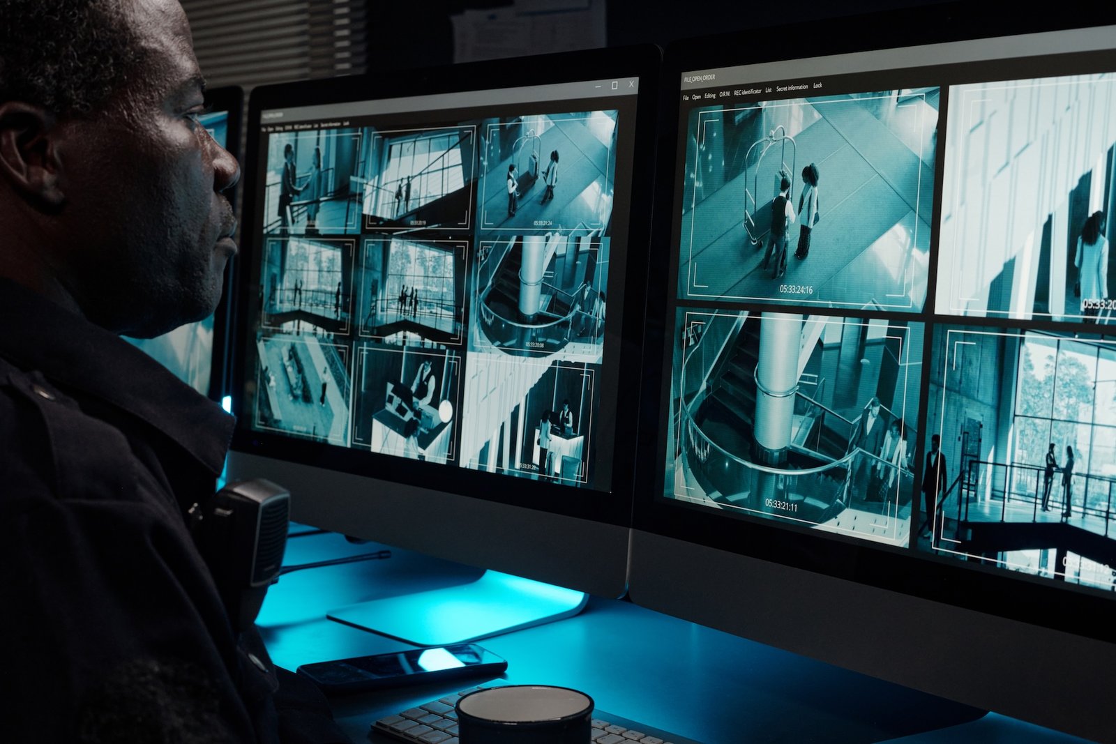 Resolution Comparisons: What’s the Best Choice? / Insitect CCTV systems, monitor resolution, CCTV displays, surveillance monitors, and high-resolution CCTV are key for video surveillance and effective security.